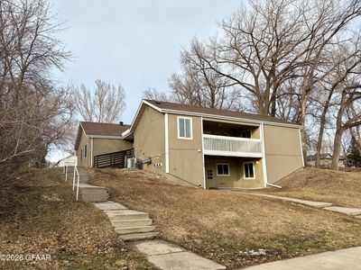 315 Summit Ave N