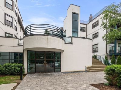 227 Summit Ave APT W205