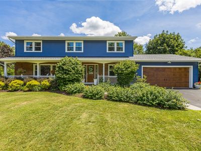 18 Waterford Way