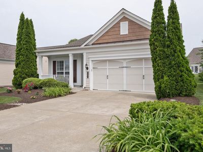 9 Ludington Ln