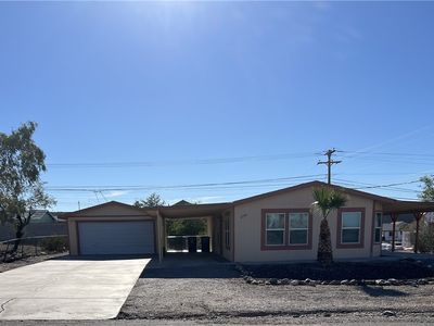 2700 Calle De Mercado