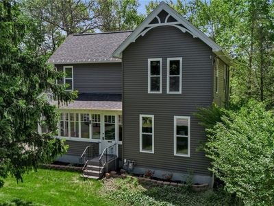 193 E Main St