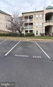 1061 Gardenview Loop APT 204