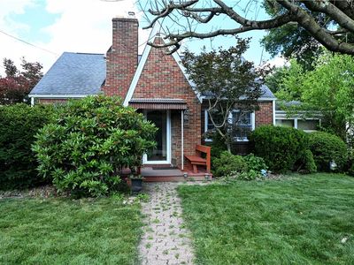319 High St
