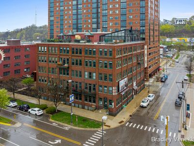 600 Monroe Ave NW APT 411