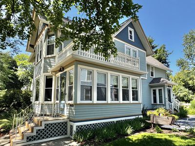 520 W Wisconsin AVENUE