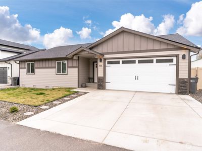 106 Harold Street NE