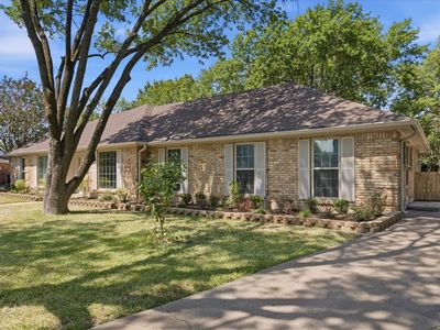 5709 Silver Lake Cir