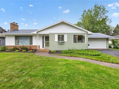 105 Pine Tree Ln