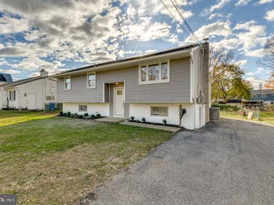238 W Center St