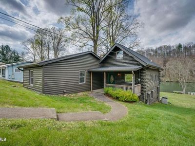 577 Pitt Rd