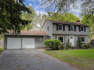 38 Plaza Dr