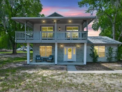 2802 Hideaway Ln