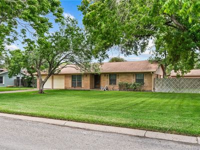 1333 Rose Dr