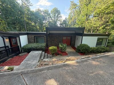 2788 Galahad Dr