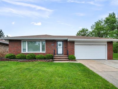 23733 Shurmer Dr