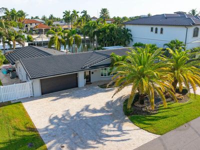 2401 NE 33RD Street
