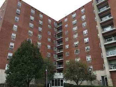 4625 5th Ave APT 104
