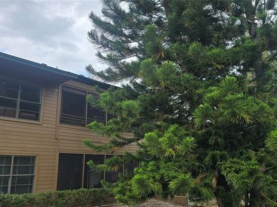406 Lennox Rd W