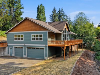 3903 Country Lane NW