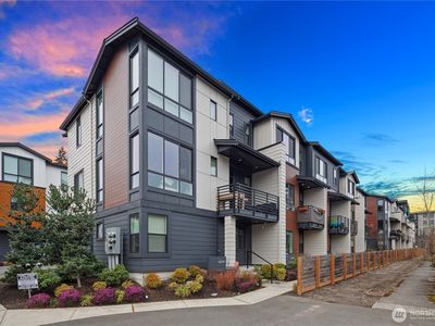 18320 96th Lane NE UNIT B