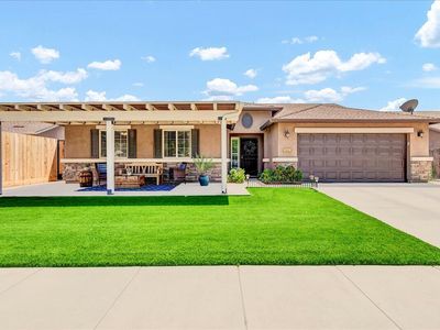 2637 W Prescott Avenue