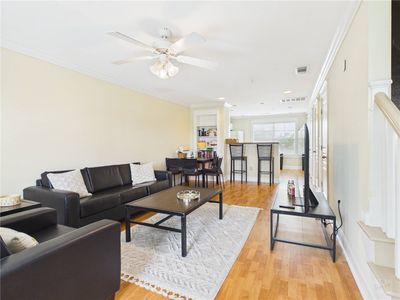 1725 Harvey Mitchell Pkwy S APT 2123