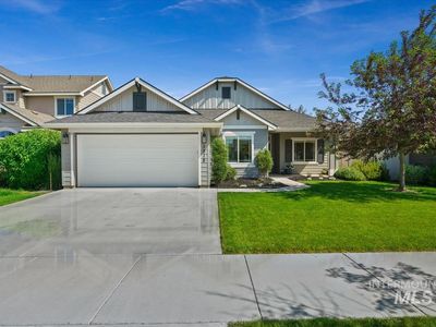 5918 W Quintale Dr