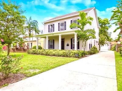 685 Overspin Dr