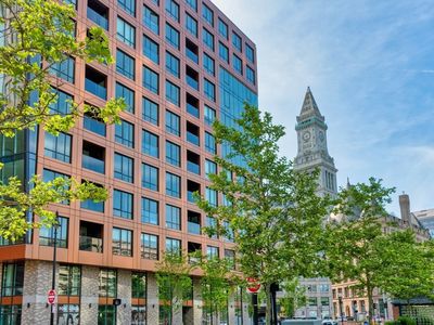 110 Broad St UNIT 1102