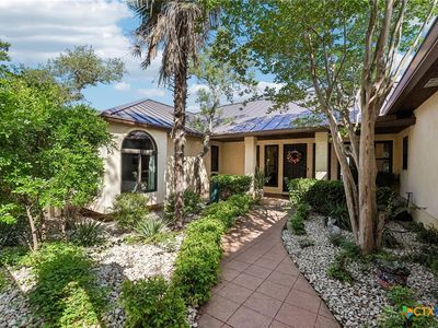 100 Mesa Dr