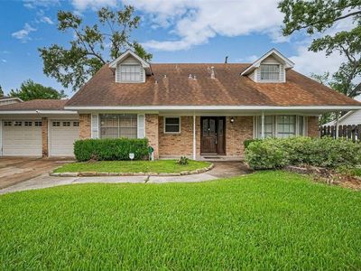 13351 Oak Leaf Ln