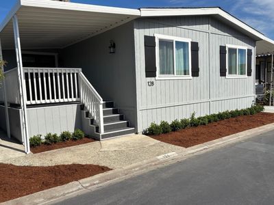 128 Chateau La Salle Dr #128