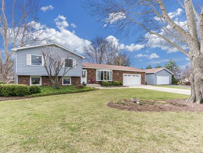 17663 W Bicentennial Dr