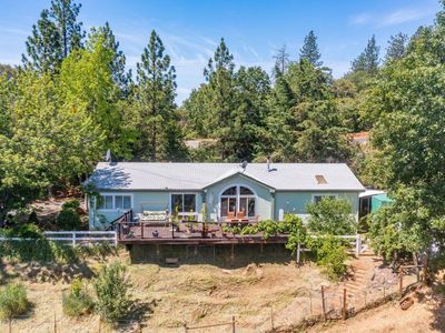 18301 Toyon Rd