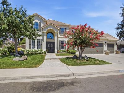 2835 Castleview Dr