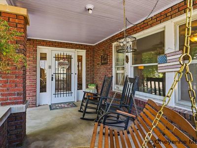 704 Main St