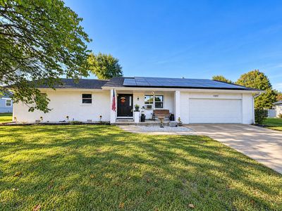 1223 W Locust Street