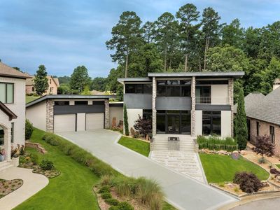 31 La Scala Ct