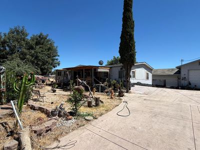 400 Cowan St
