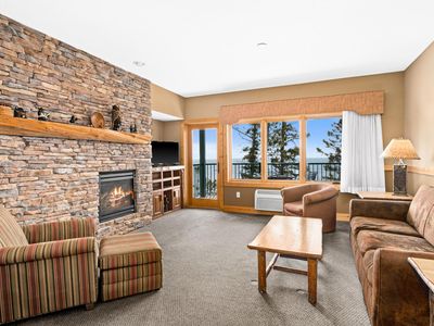 1412-3-208A Burlington Rd #2