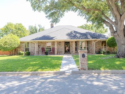 37 Augusta Dr