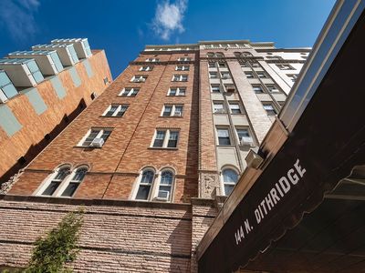 144 N Dithridge St APT 510