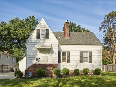 350 Hoover Ave
