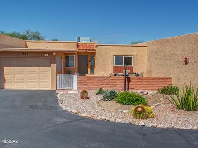 444 W San Ignacio