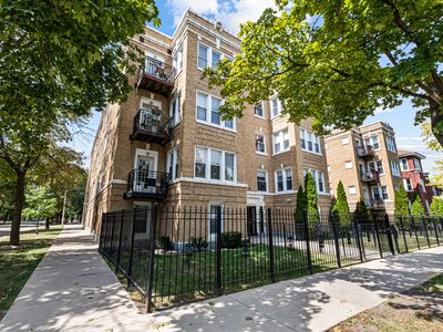 4902 N Drake Ave APT 3