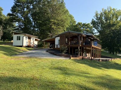 101 Pleasant Hill Cir