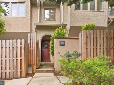 30 Greythorne Woods Cir