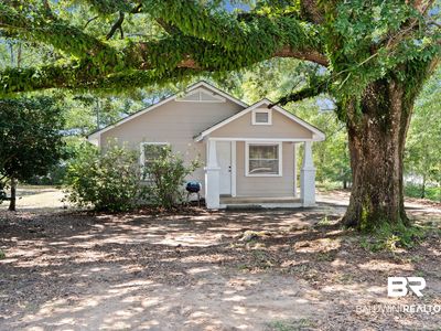 407 Collier Ave