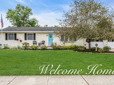 33 Georgian Boulevard